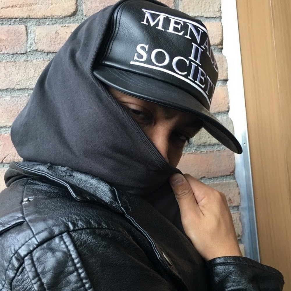 Meet your Posher, Lee